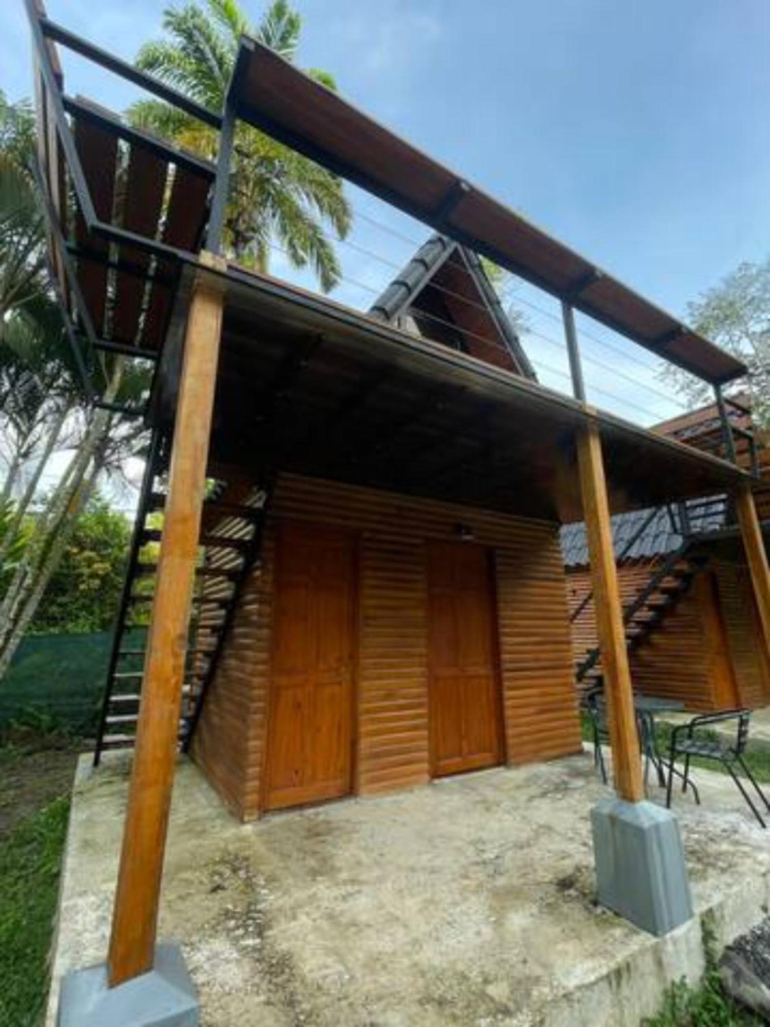 Bungalows Sloth Manzanillo  Exterior foto